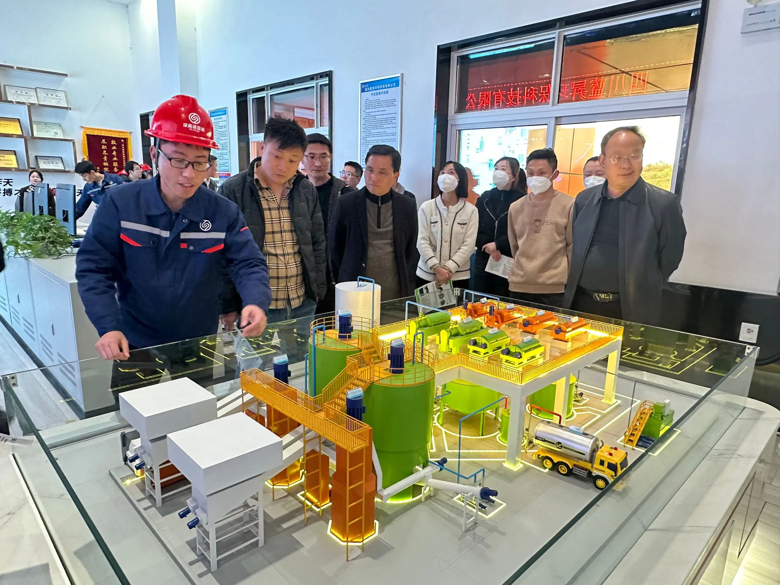 科技赋能"变废为宝"自贡环保力量在行动--自贡市开展"国际零废物日"主题宣传活动